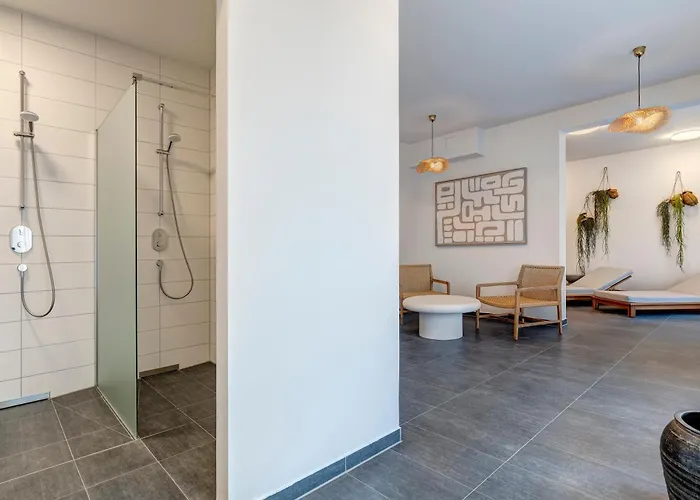 C8 Mit Balkon&nutzung Der Wellness-&aktivbereiche Im Pine Hill Apartment Zirchow
